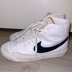 Womens Nike Blazer